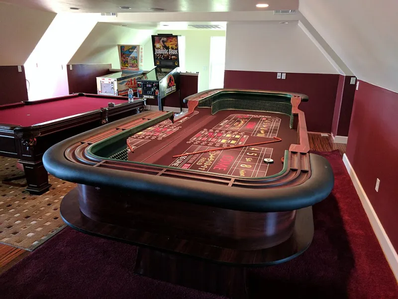 Sharpen Your Edge: A No-Nonsense Strategy Guide to Blackjack, Roulette, and Poker